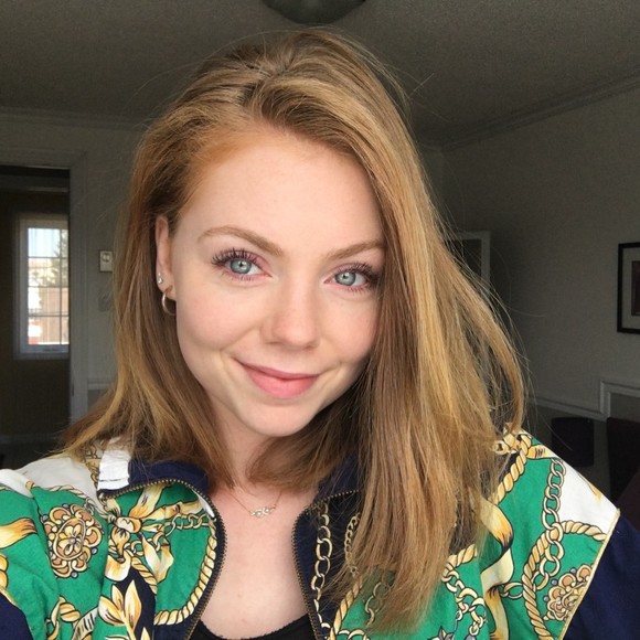 Meet your Posher, Camille - Picture 1 of 1